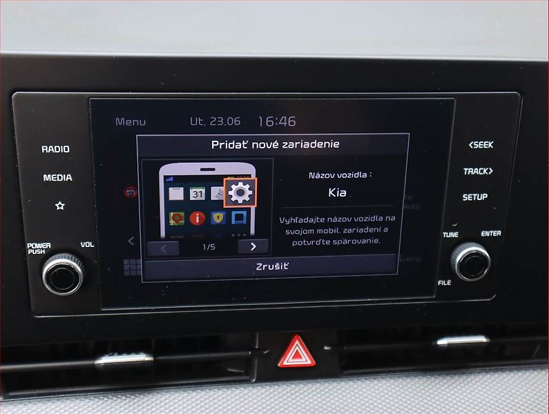 Kia Sportage (2022) 1.6 T-GDI - fotka 18 z 18