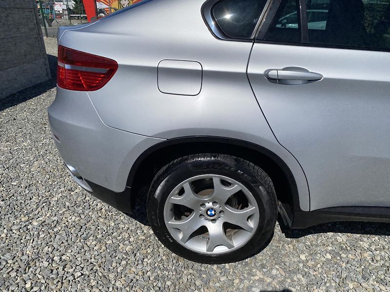BMW X6 4.0D 4x4 310PS FULL CZ DPH 1A! - fotka 50 z 166