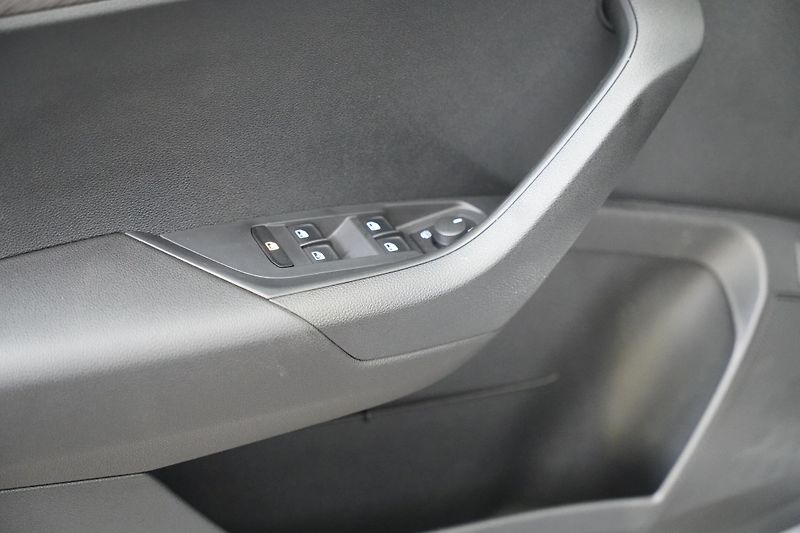 Škoda Karoq - fotka 12 z 29