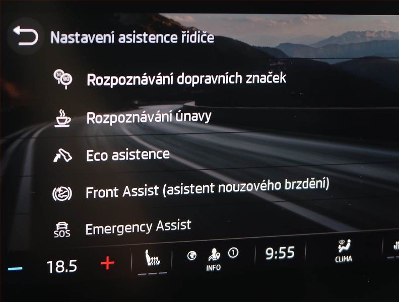 Škoda Octavia (2023) RS 2.0 TSI - fotka 29 z 31