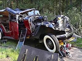 Majitel si svůj Rolls-Royce z roku 1935 užil jen chvíli.