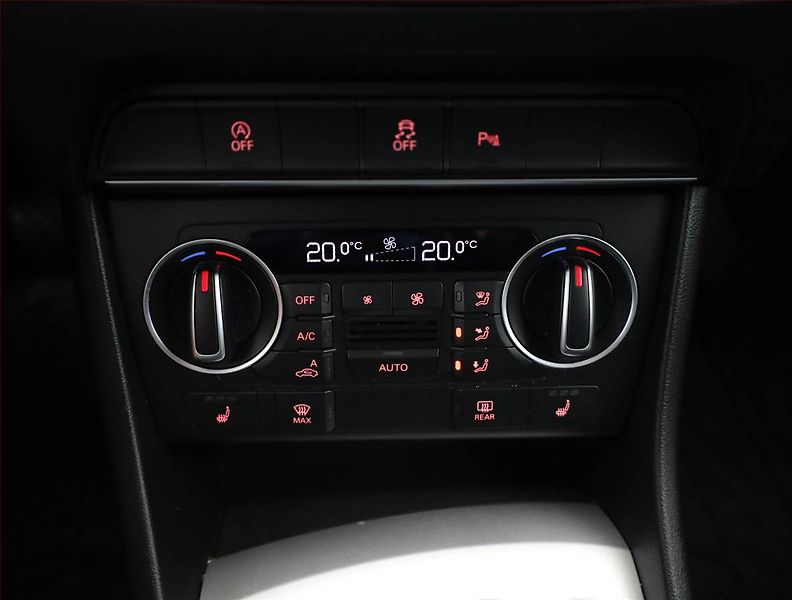 Audi Q3 (2016) 2.0 TDI, Serv.kniha, Navi - fotka 10 z 20