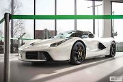 Ferrari LaFerrari Aperta.