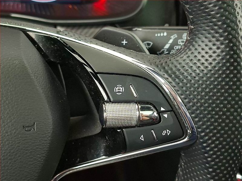 Škoda Kamiq (2023) Monte Carlo 1.5 TSI - fotka 18 z 23