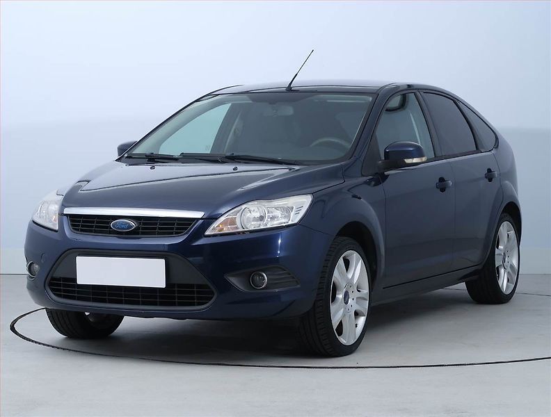 Ford Focus (2010) 1.6 16V, Serv.kniha, po STK - fotka 2 z 15