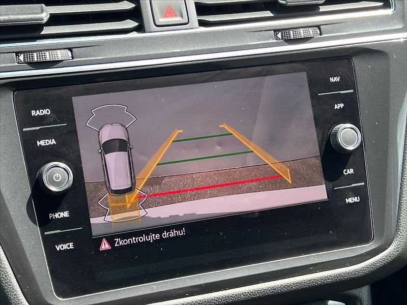 Volkswagen Tiguan Allspace 1,5 TSi 110kW LIFE  REZERVACE - fotka 17 z 26