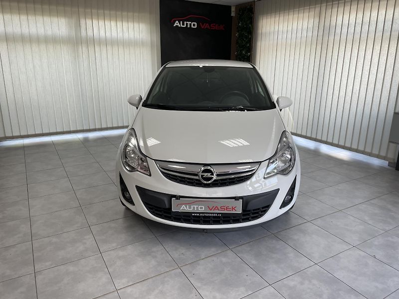 Opel Corsa 1.2 i AUTOMAT REZERVACE  - fotka 4 z 20