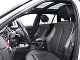 BMW Řada 3 330d xDrive Touring - náhled 17