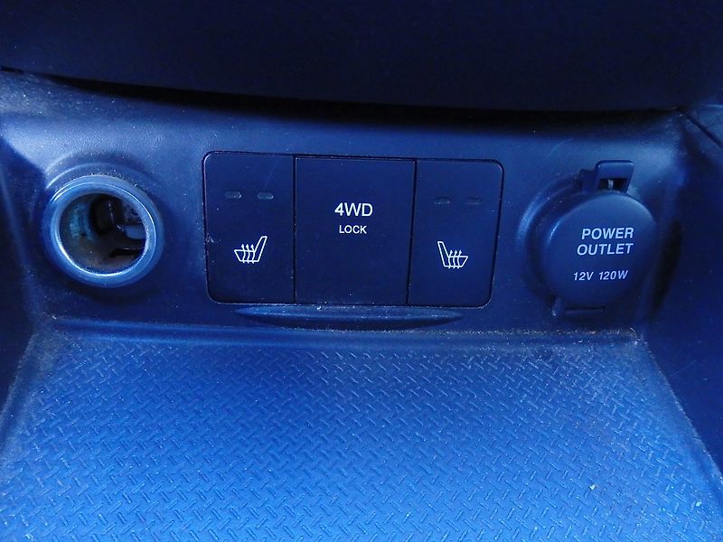 Hyundai Santa Fe 2.2 CRDI 10x AIRBAG - fotka 15 z 16