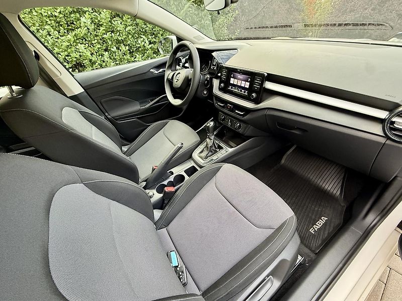 Škoda Fabia (2022) 1.0TSi 70kW Koup.ČR,1.majitel - fotka 4 z 15