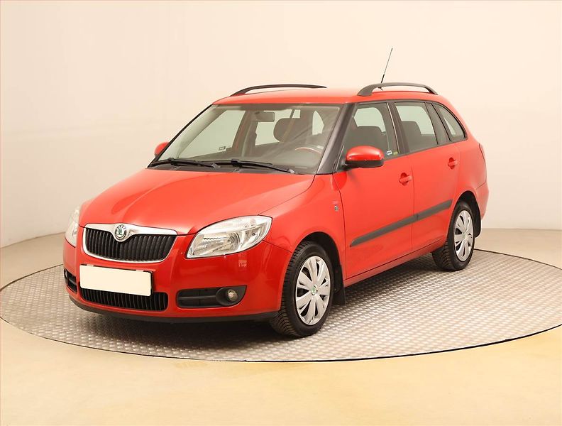 Škoda Fabia (2008) Ambition 1.2 12V, ČR,1.maj - fotka 2 z 16