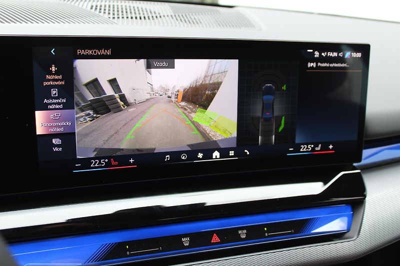 BMW Řada 5 540d xDrive Sedan - fotka 15 z 23