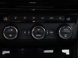 Škoda Superb 2.0 TSI 206kW DSG CZ L&K - náhled 26
