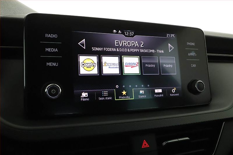 Škoda Kamiq (2023) Ambition 1.0 TSI - fotka 9 z 17