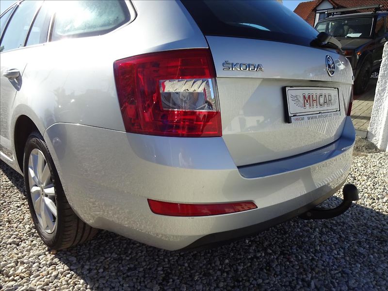 Škoda Octavia III 2,0 TDI 110kW COMBI - fotka 14 z 50