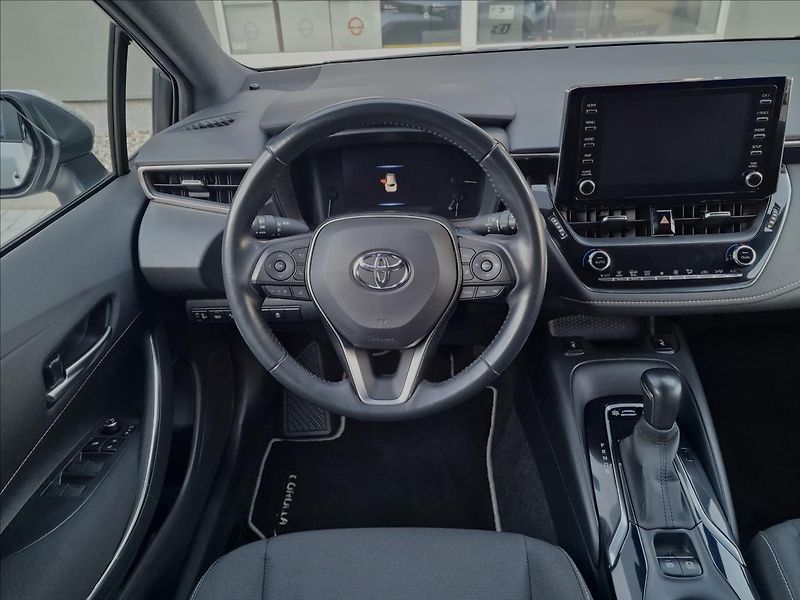Toyota Corolla 1.8 Hybrid Comfort,ČR ,1.Maj. - fotka 12 z 48
