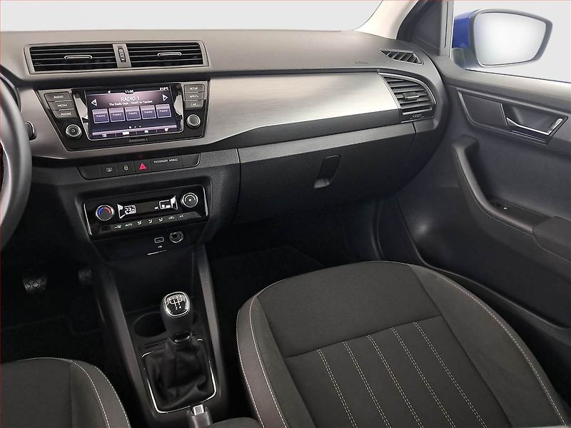 Škoda Fabia (2019) Style 1.0 TSI, ČR,1.maj - fotka 8 z 17