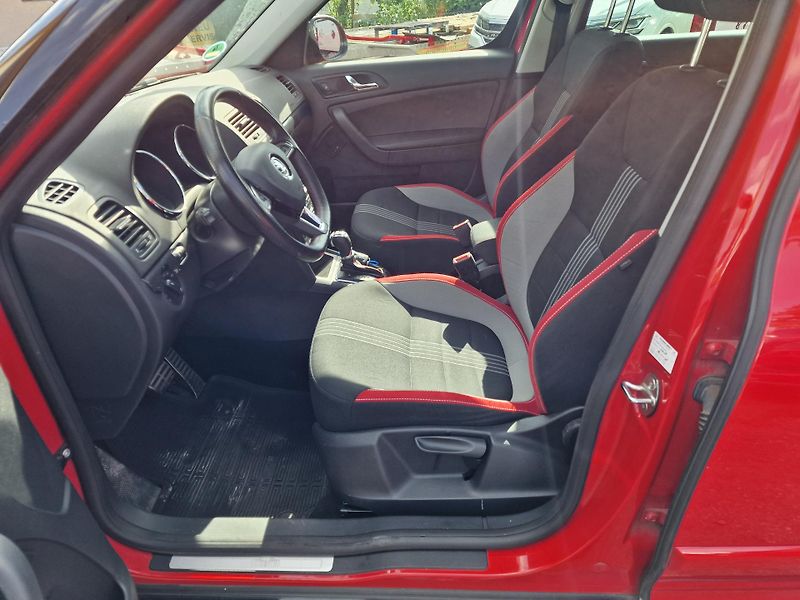 Škoda Yeti 2,0TDI MONTE CARLO DSG 4X4  - fotka 6 z 25