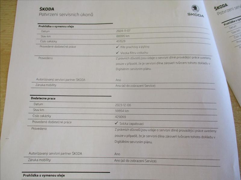 Škoda Fabia 1,0 TSI, klima,servis,DPH,CZ, - fotka 21 z 23
