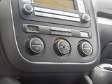 Volkswagen Golf (2008) 1.4TSI 90KW PANO – PO ROZVODEC - náhled 20