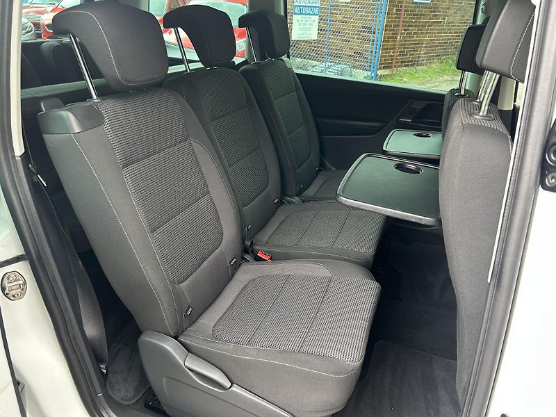 Volkswagen Sharan (2016) 1,4TSi 110 Comfortline 7 míst  - fotka 40 z 58