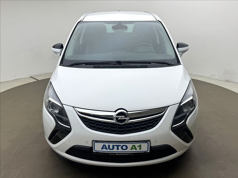 Opel Zafira 2,0 96kW VÝHŘEV SENZORY DPH ČR - fotka 2 z 35