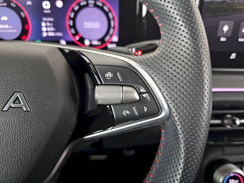 Škoda Kodiaq (2025) RS 2.0TSi 195kW WEBASTO TAŽNÉ - fotka 9 z 35