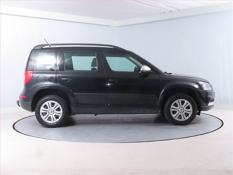 Škoda Yeti (2015) 1.2 TSI - fotka 6 z 15