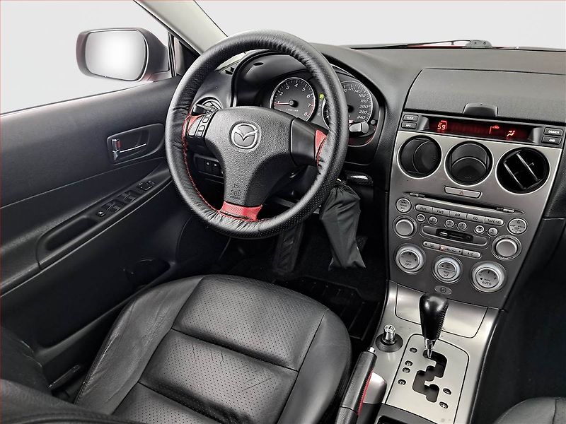 Mazda 6 (2005) 2.3 AWD, 4X4, Automat, Tažné - fotka 7 z 17