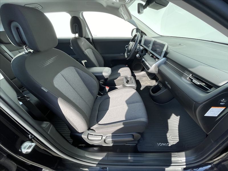Hyundai Ioniq 5 0,0 ECO AT 58kWh Smart NAVI - fotka 17 z 22