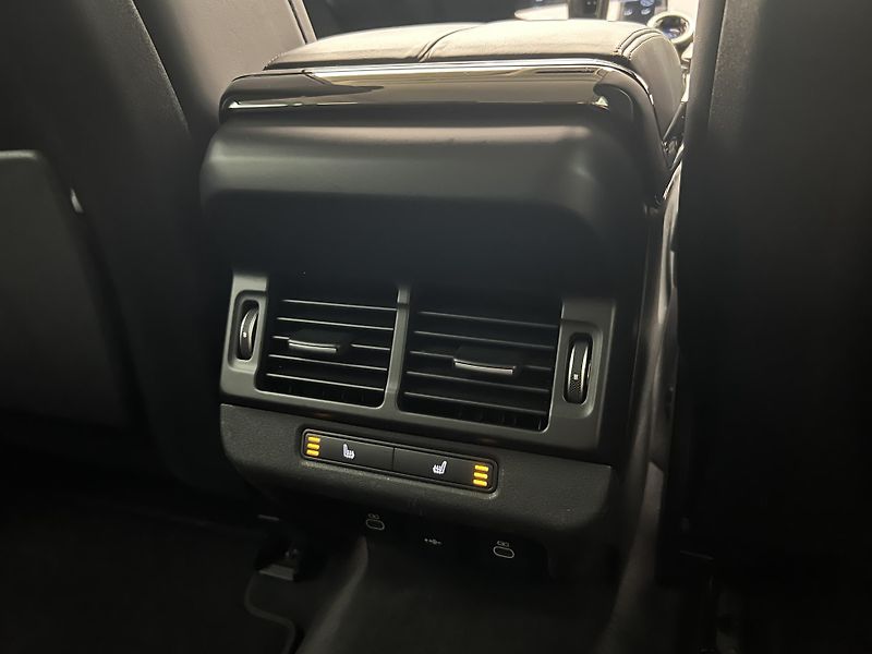 Land Rover Range Rover Evoque D200 AWD HSE AUT - fotka 22 z 53