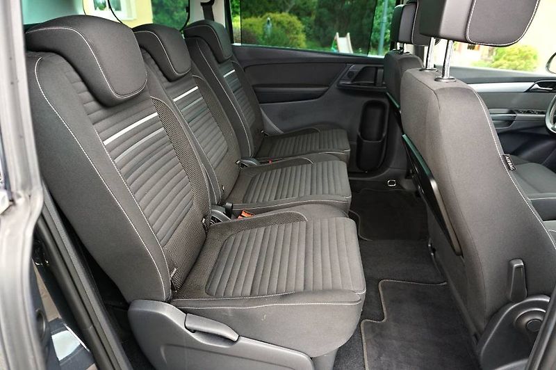 Volkswagen Sharan (2015) CUP 2,0 TDI 130 kW - fotka 20 z 54