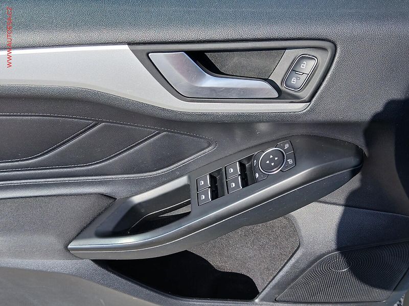 Ford Focus (2019) 1.5 TDCi, AC, temp - fotka 11 z 20