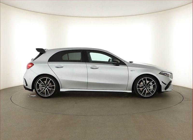 Mercedes-Benz Třídy A (2026) A 35 AMG 4MATIC - fotka 6 z 24