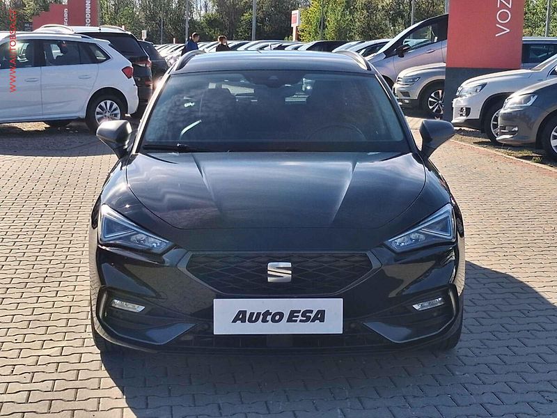 Seat Leon (2021) 1.5 TSi, FR, kůže, LED, navi - fotka 2 z 19