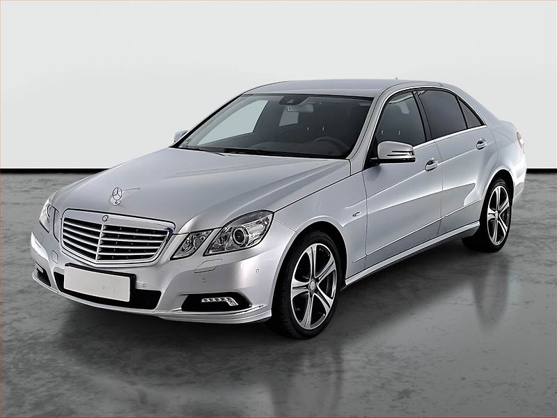 Mercedes-Benz Třídy E (2009) E 350 CDI, Automat, Serv.kniha - fotka 2 z 18