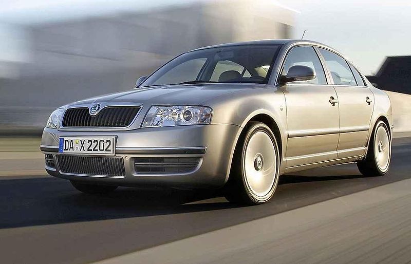 Škoda Superb první generace.