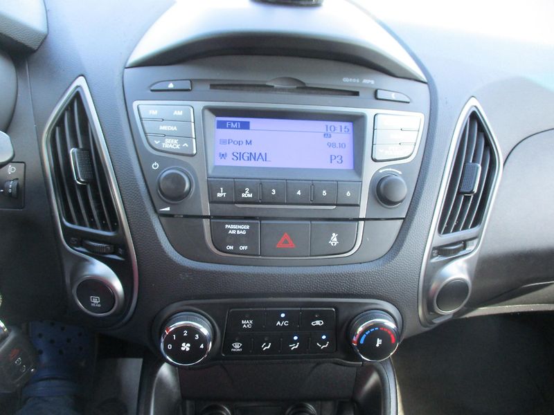 Hyundai ix35 1.6 GDi 99kW FINAL BLUE DRIVE - fotka 17 z 46