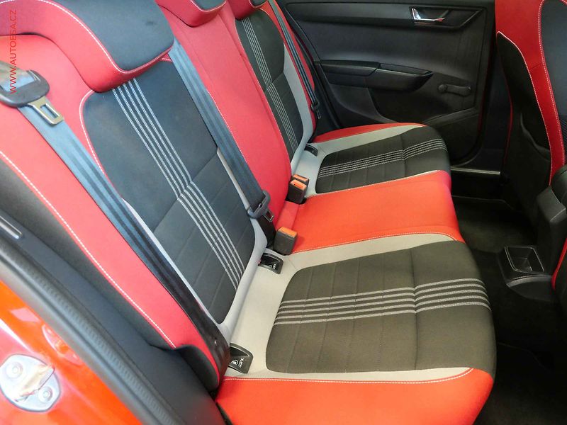 Škoda Fabia (2016) 1.2 TSI, ČR, Xenon, panor. - fotka 12 z 13