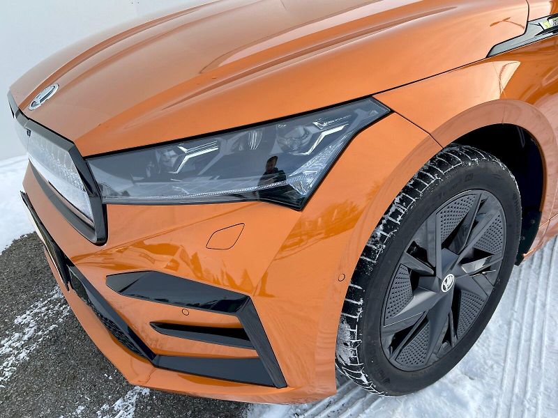 Škoda Enyaq (2024) 82 kWh RS 4x4 - fotka 8 z 30