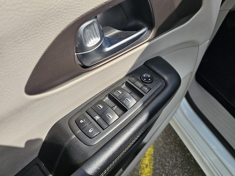 Chrysler Pacifica (2021) 3.6 i 221kw Pacifica Limited - fotka 10 z 19