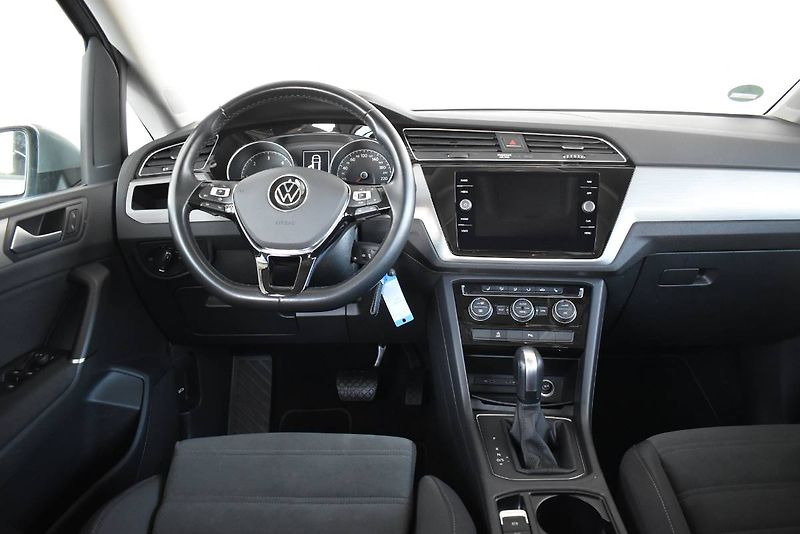 Volkswagen Touran (2021) 2.0TDI 110kW DSG, tažné - fotka 13 z 21