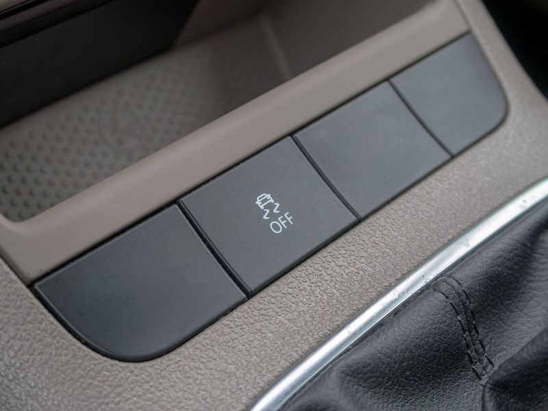 Volkswagen Golf Plus (2010) 1.6TDI 77KW – NOVÉ V ČR - fotka 18 z 38