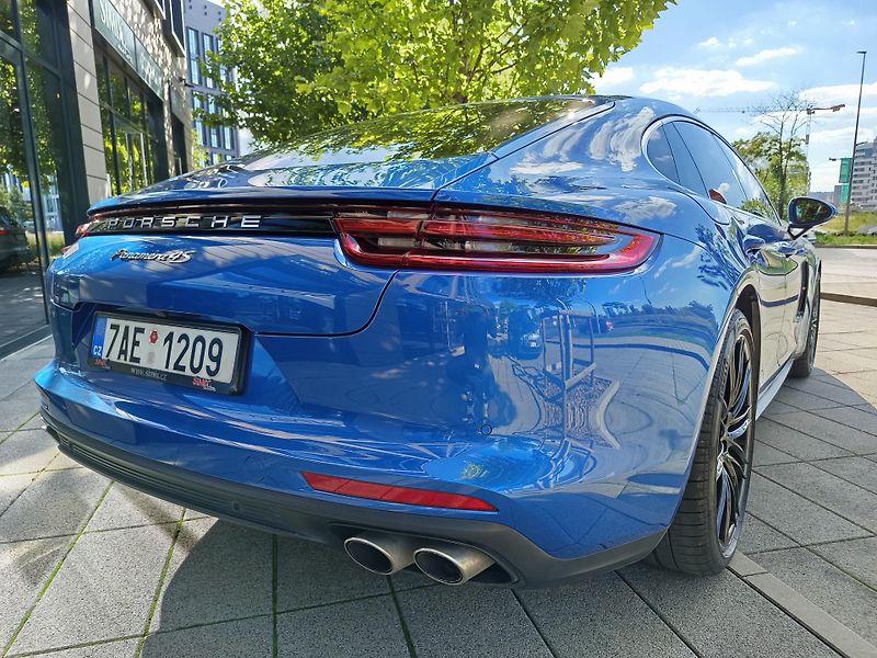 Porsche Panamera 4S diesel, 310 kW - fotka 3 z 28