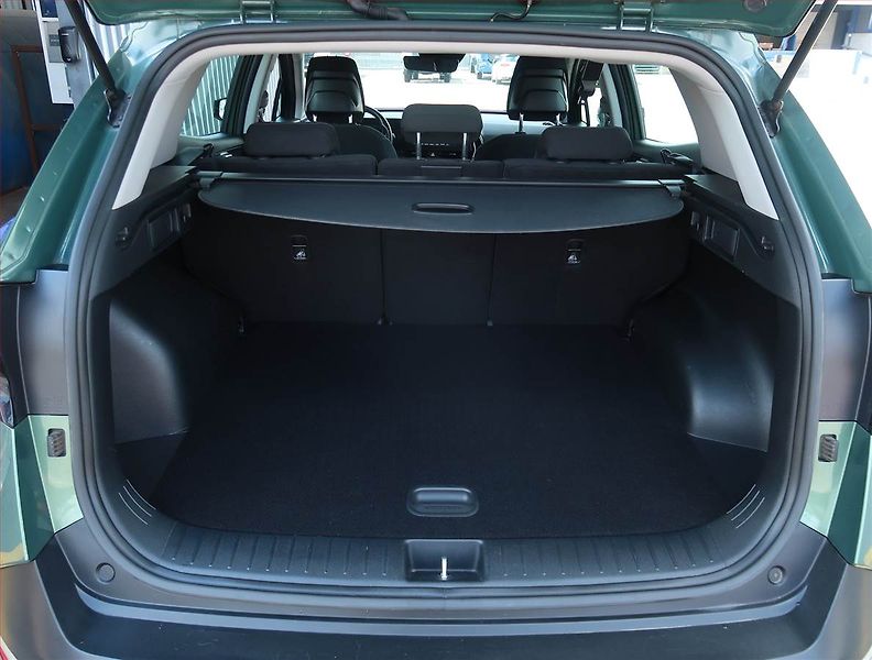 Kia Sportage (2022) Exclusive 1.6 T-GDI - fotka 14 z 25