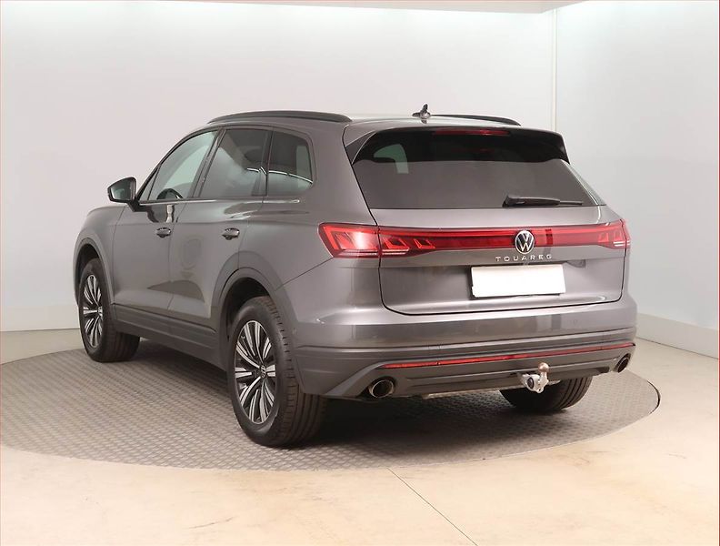 Volkswagen Touareg (2024) 3.0 TDI - fotka 4 z 17