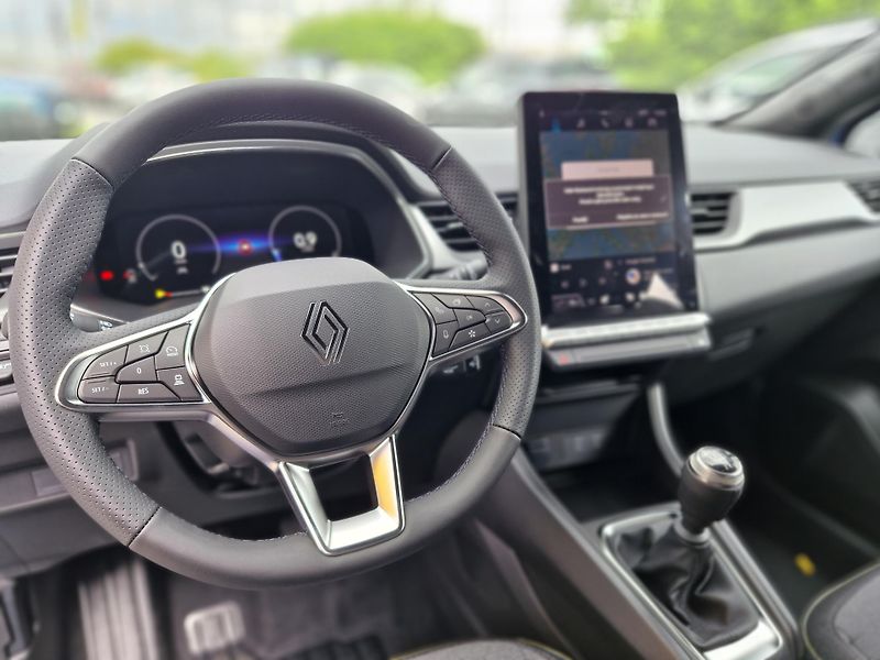 Renault Captur (2026) techno TCe 115 - fotka 9 z 9
