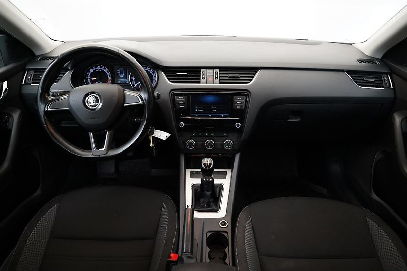 Škoda Octavia - fotka 5 z 24