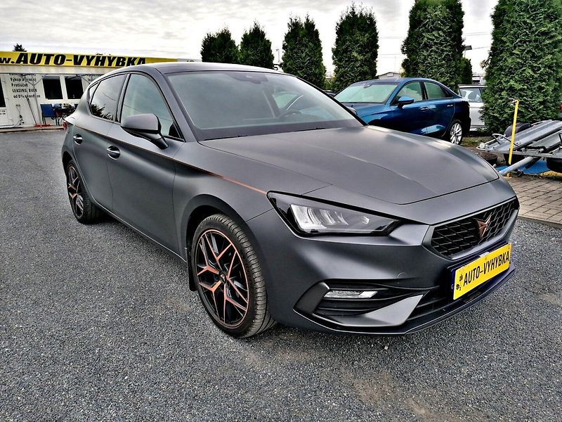 Seat Leon (2021) 1.4 TSi E-HYBRID Cupra Design - fotka 3 z 35