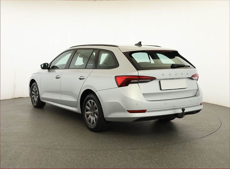 Škoda Octavia (2023) Ambition 2.0 TDI, ČR,1.maj - fotka 4 z 18